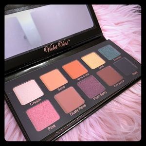 Eyeshadow Palette